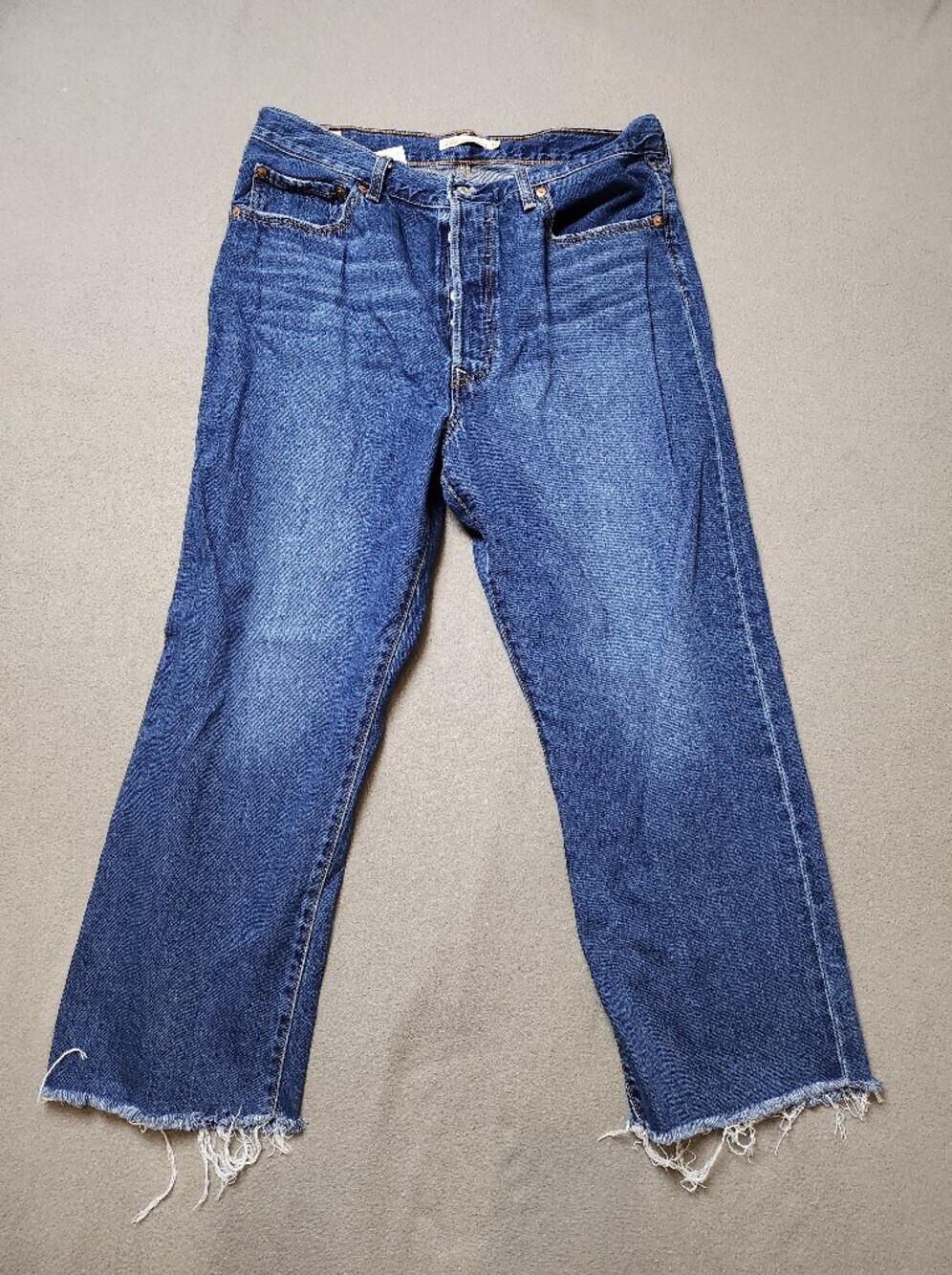 Levi’s Ribcage Premium Straight Ankle Jeans Sz 33